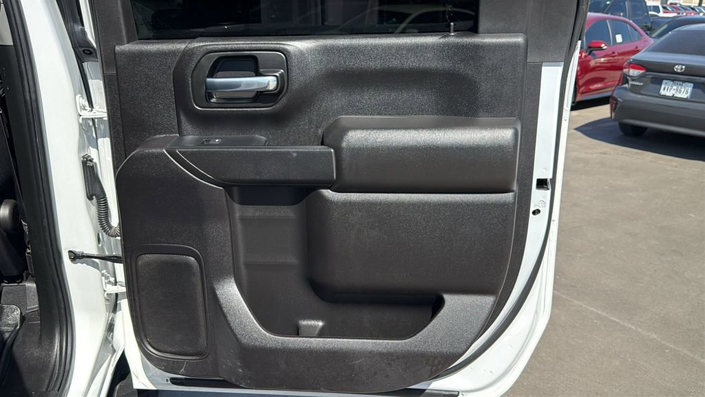 Used 2024 Chevrolet Silverado 2500 Custom w/ Custom Value Package image 29