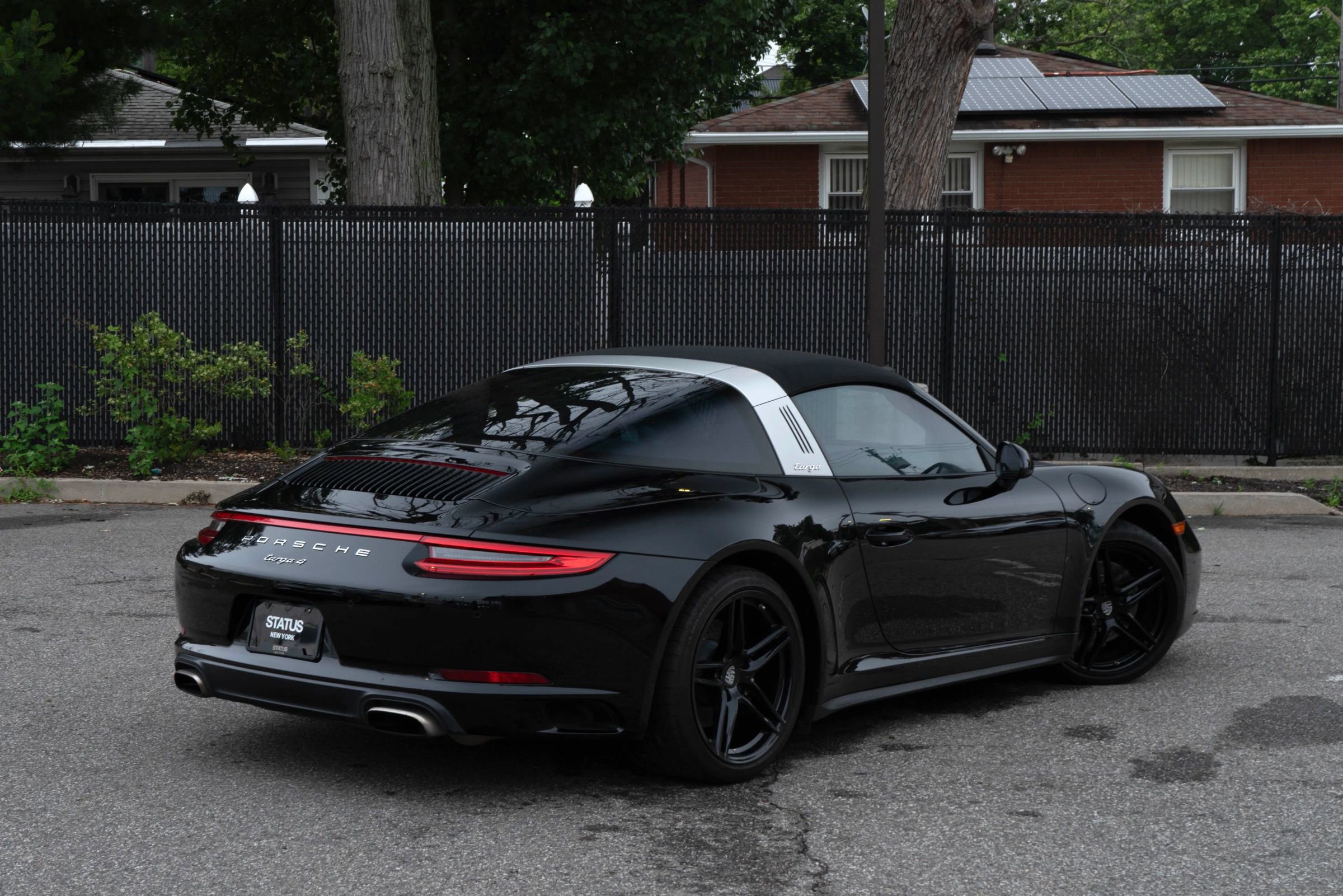 Used 2018 Porsche 911 Targa 4 image 39