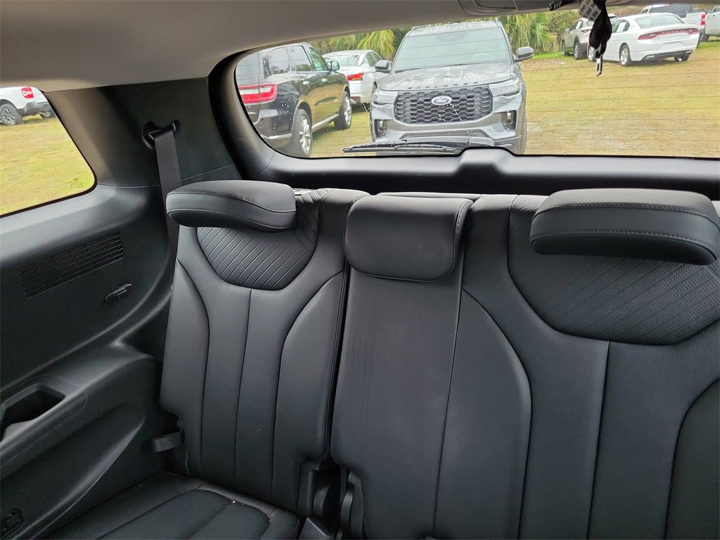 Used 2024 Hyundai Palisade SEL image 32
