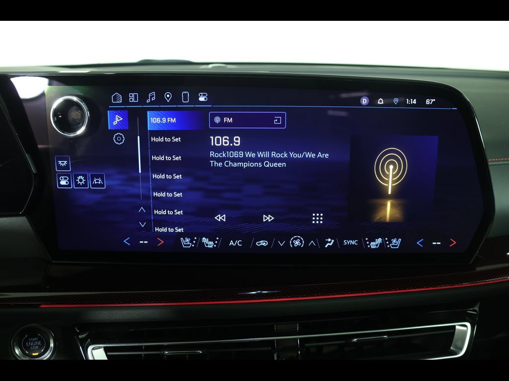 Used 2024 Chevrolet Traverse RS w/ LPO, Floor Liner Package image 19