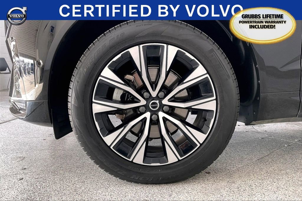 Certified 2025 Volvo XC60 B5 Plus image 12