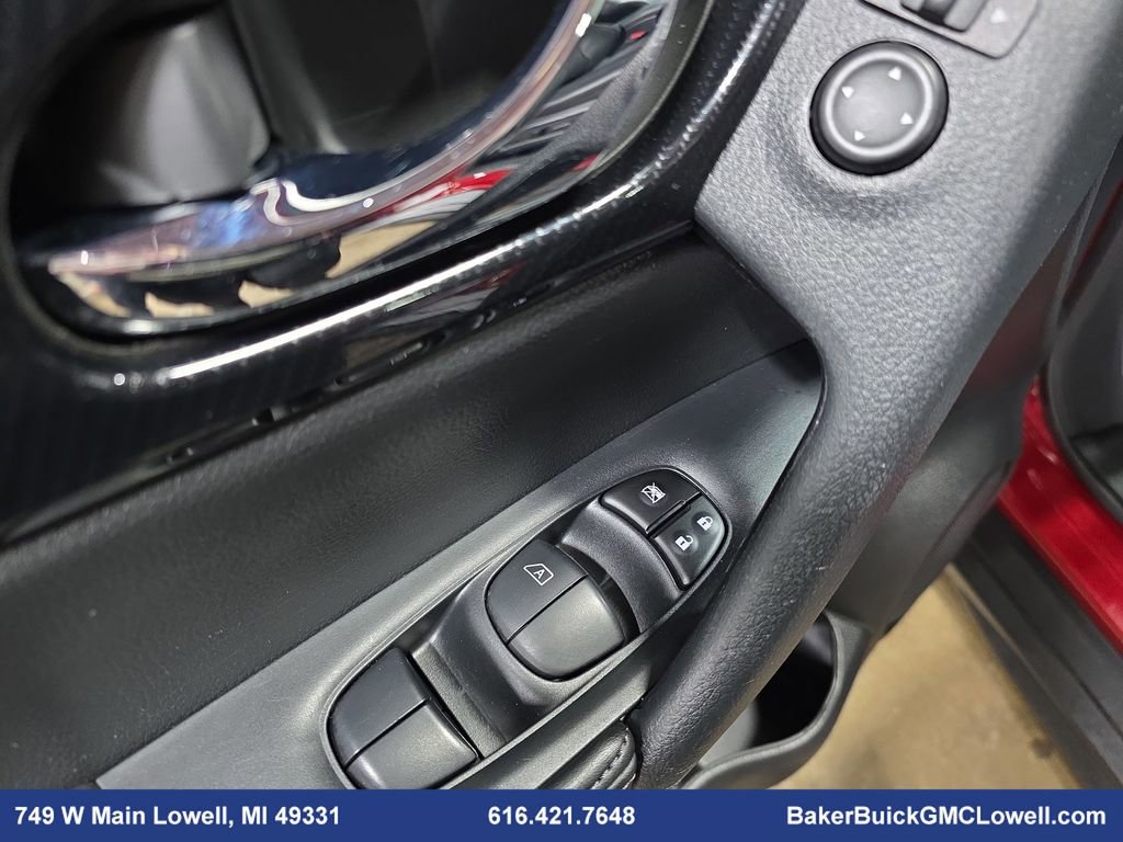 Used 2020 Nissan Rogue SL image 29