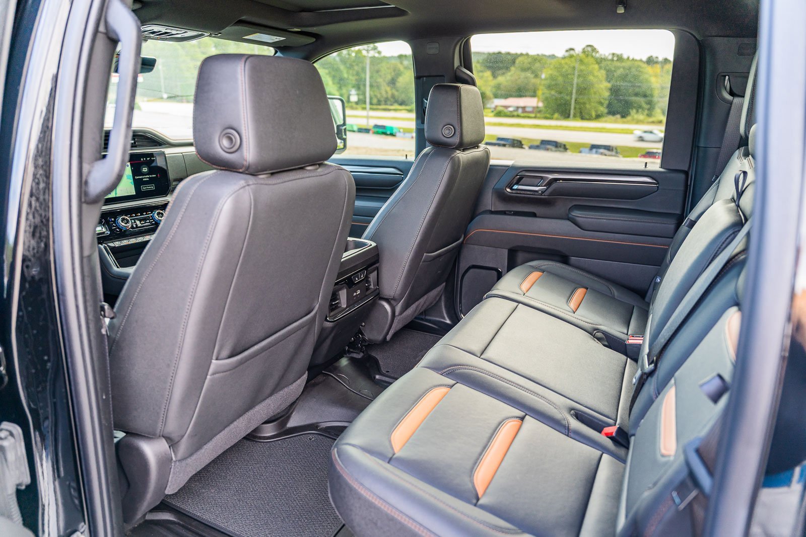 Used 2025 GMC Sierra 2500 AT4 w/ AT4 Premium Plus Package image 21