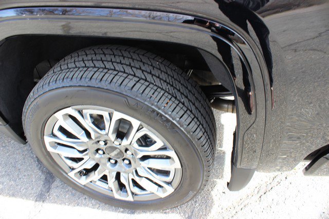 Used 2025 GMC Sierra 1500 Denali Ultimate AWD/4WD image 5