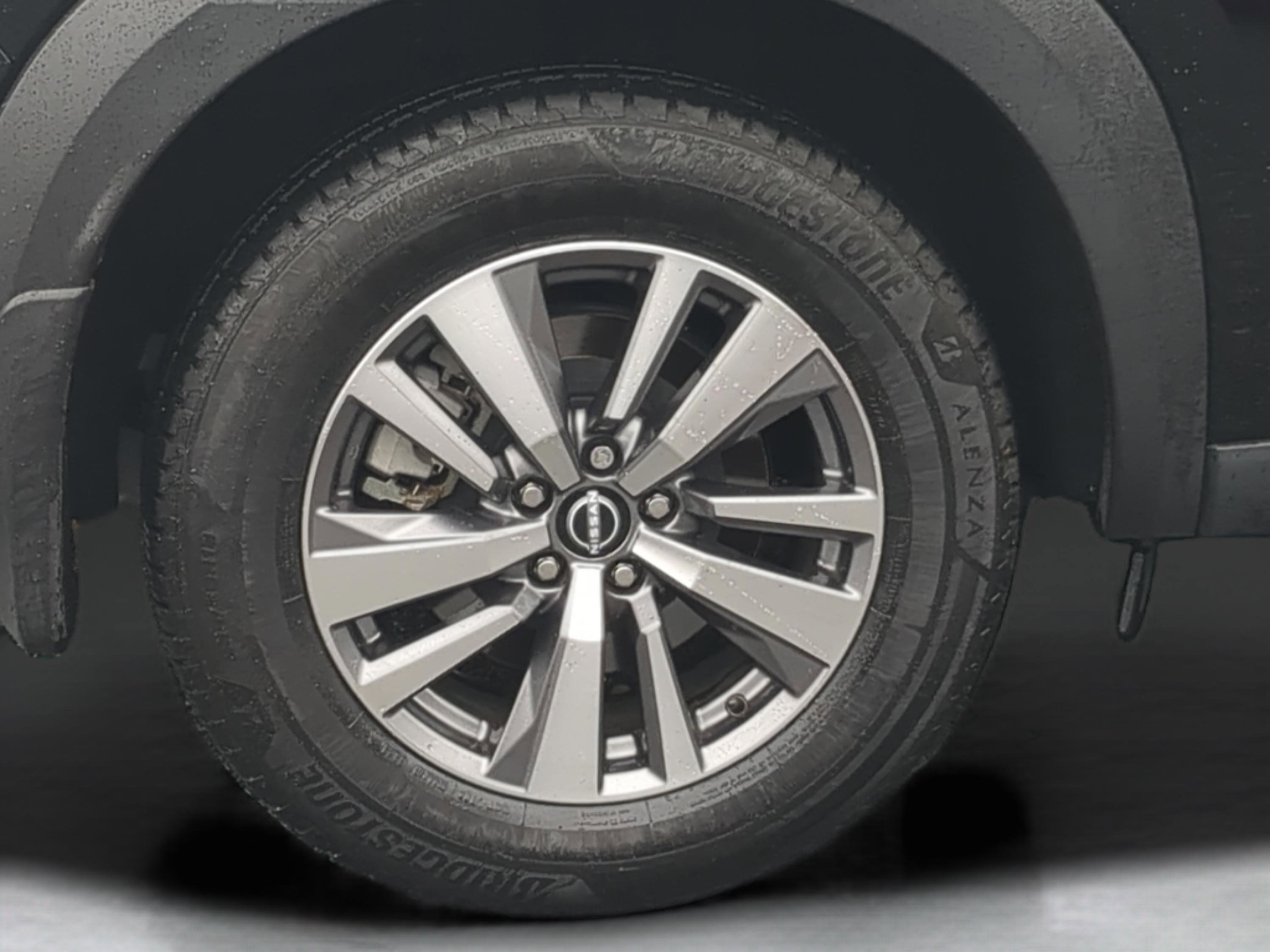 Used 2022 Nissan Pathfinder SL image 10