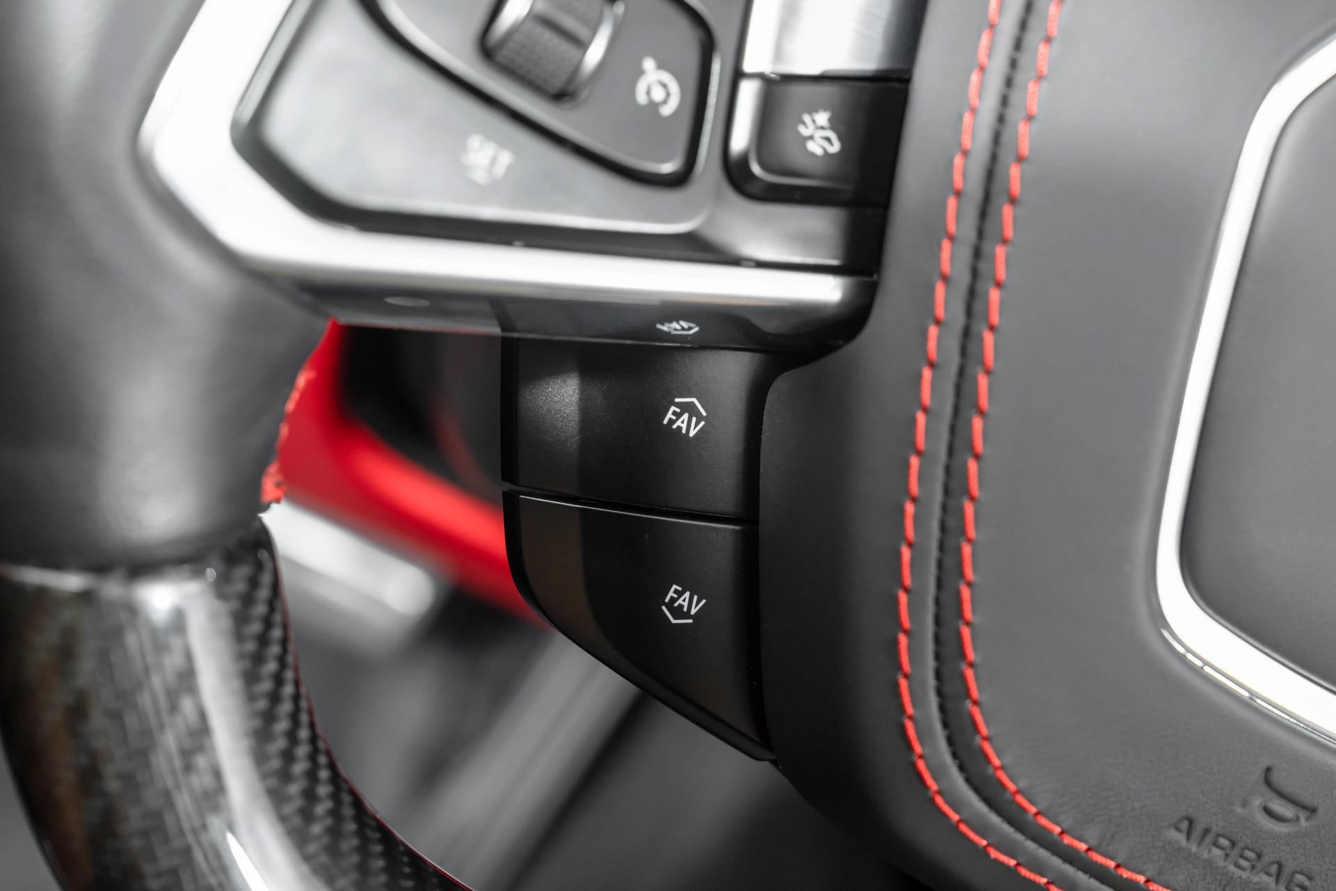Used 2024 Chevrolet Corvette Z06 RWD image 31