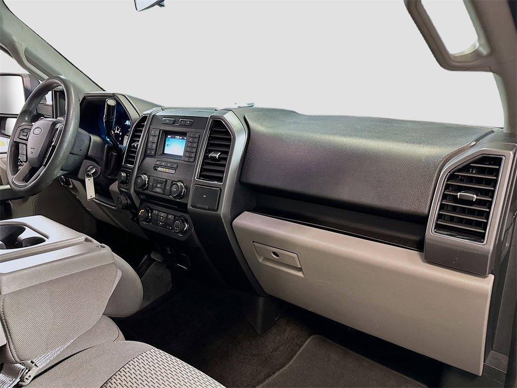 Used 2018 Ford F150 XLT w/ XTR Package image 29
