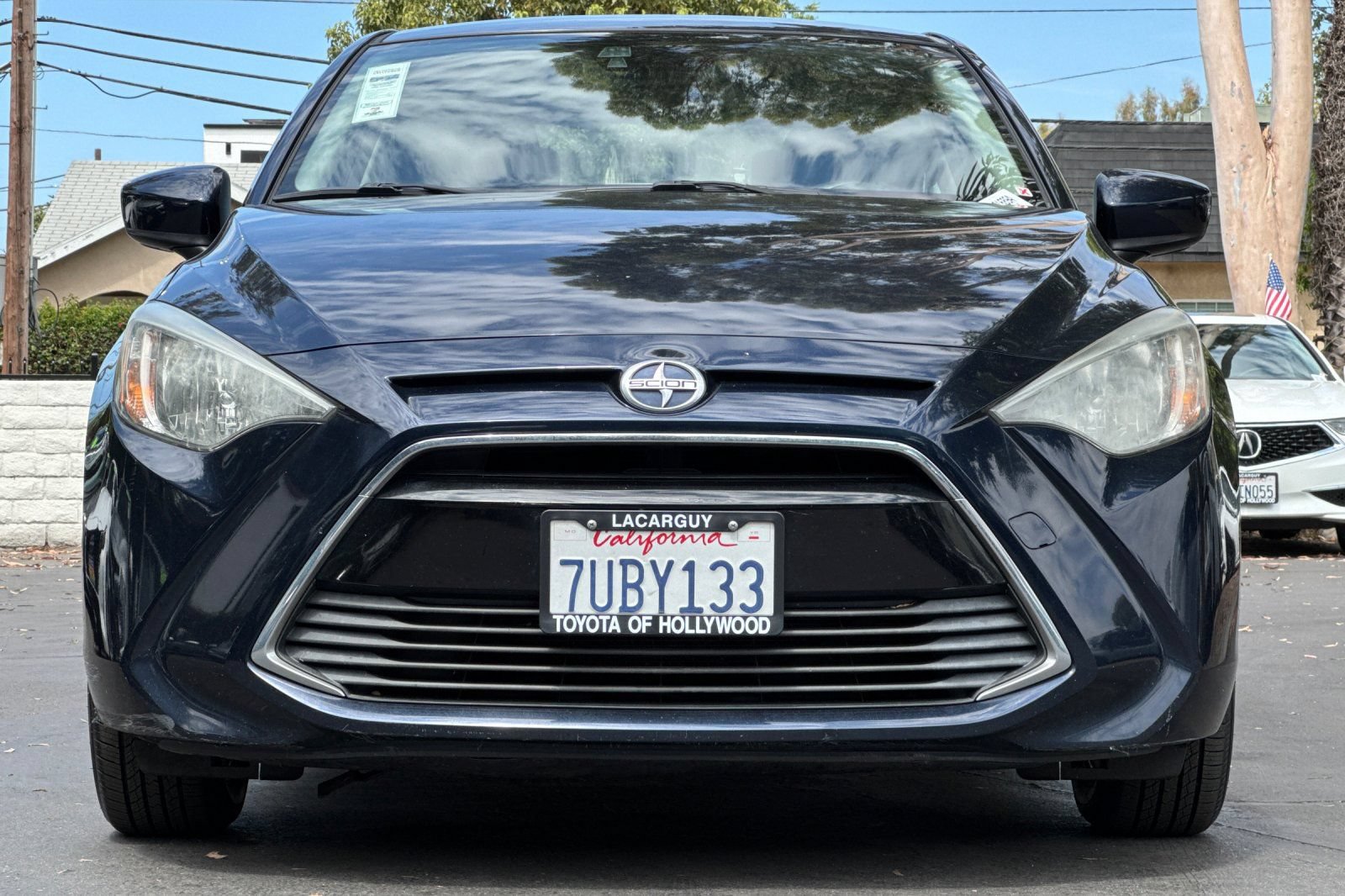 Used 2016 Scion iA FWD image 9