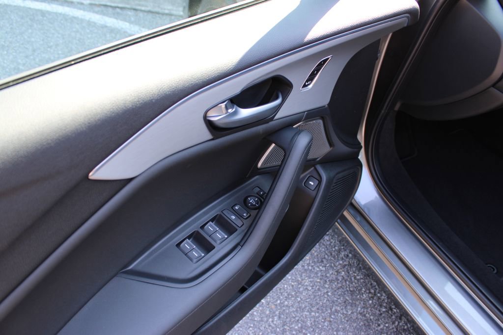 New 2025 Acura TLX w/ Technology Package image 26