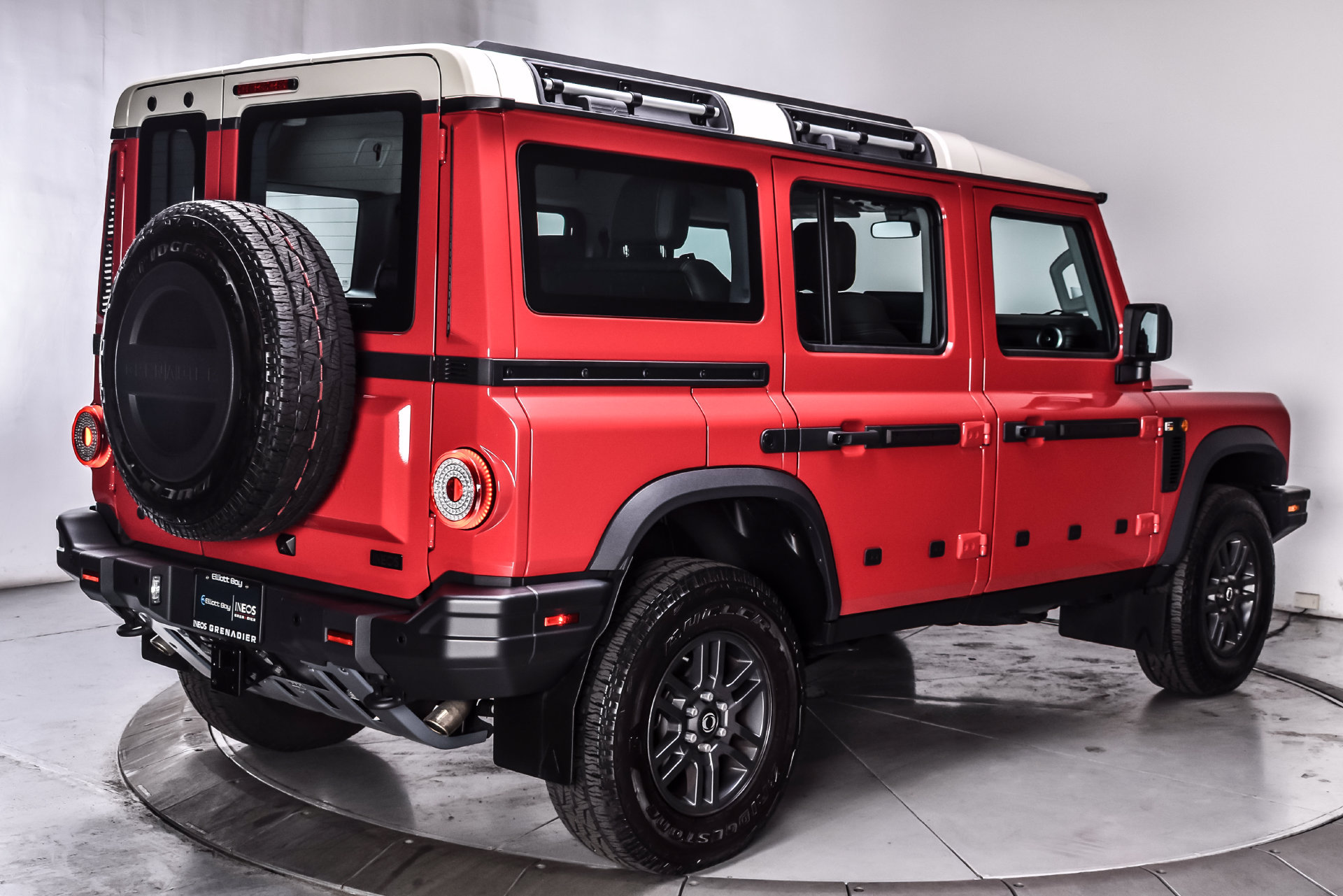 Used 2025 INEOS Grenadier Station Wagon AWD/4WD image 6