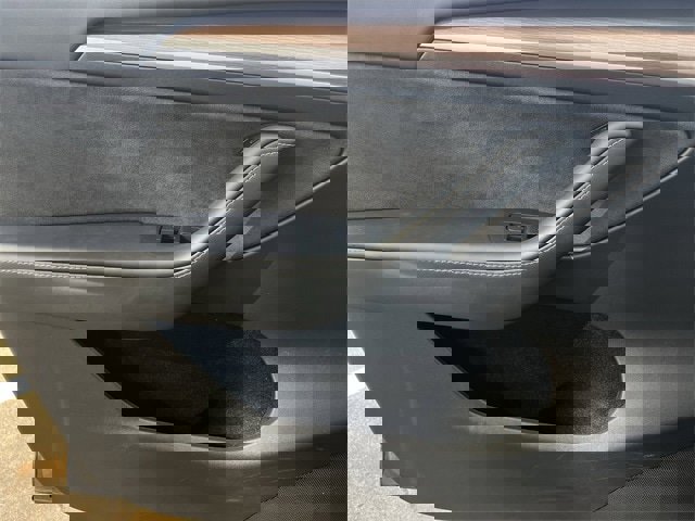 Used 2023 Tesla Model Y Long Range image 24