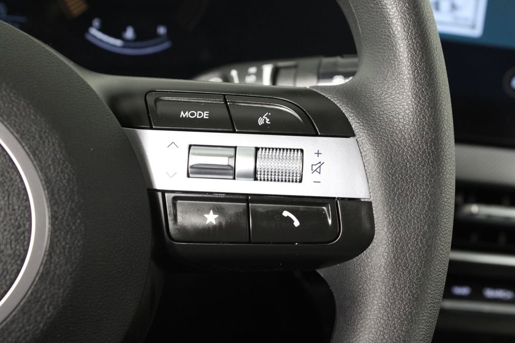 Certified 2025 Hyundai Sonata SE image 26