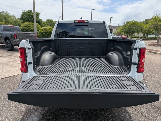 New 2026 RAM 1500 Laramie AWD/4WD image 13