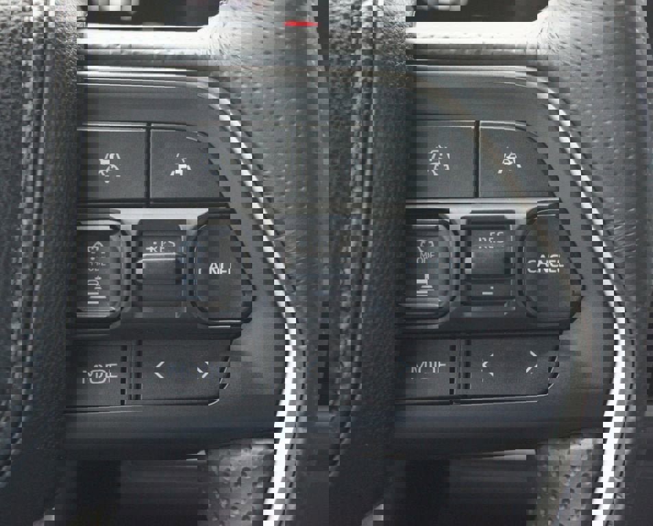 Used 2025 Toyota 4Runner SR5 image 9