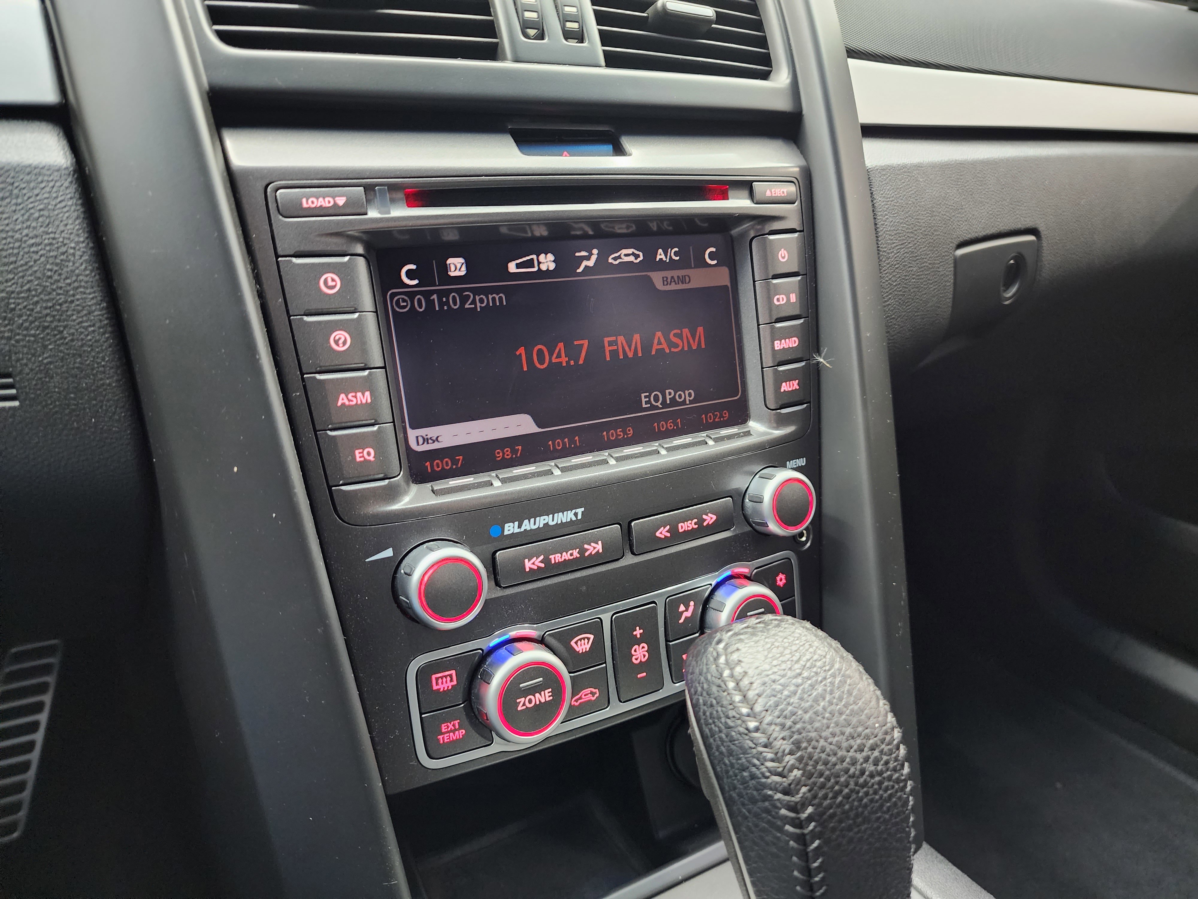 Used 2009 Pontiac G8 GT w/ Premium Package image 12