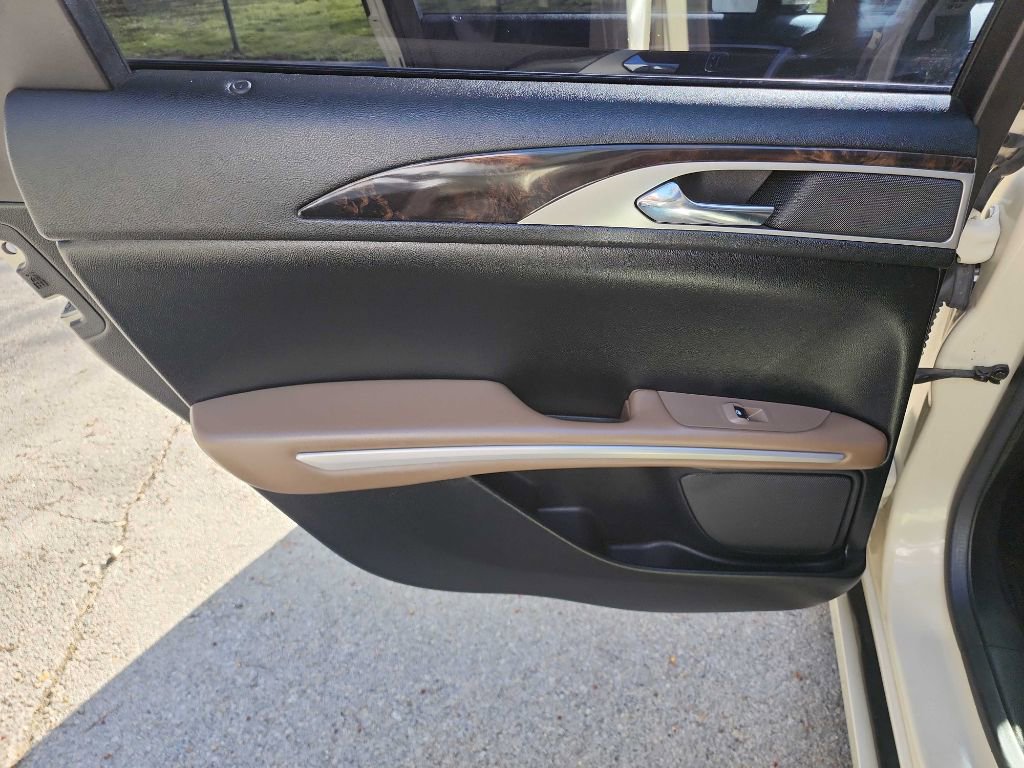 Used 2015 Lincoln MKZ AWD w/ Equipment Group 102A Reserve image 25