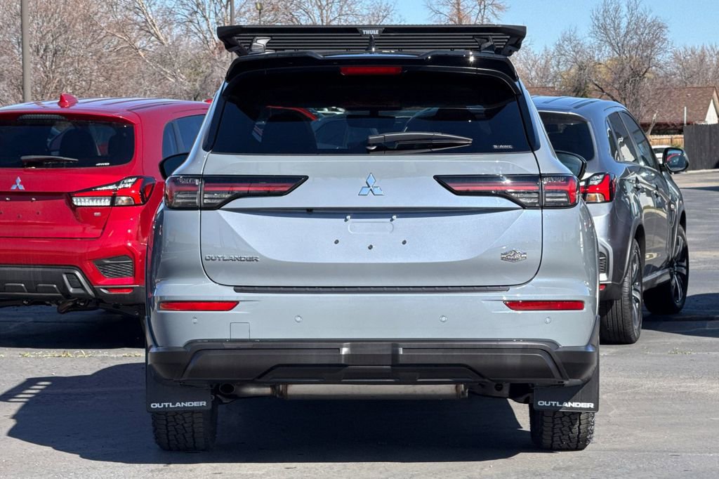 New 2026 Mitsubishi Outlander AWD image 5
