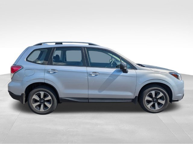 Used 2018 Subaru Forester 2.5i w/ Alloy Wheel Package AWD/4WD image 8