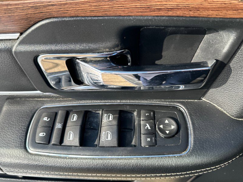 Used 2016 RAM 1500 Laramie w/ Convenience Group image 42