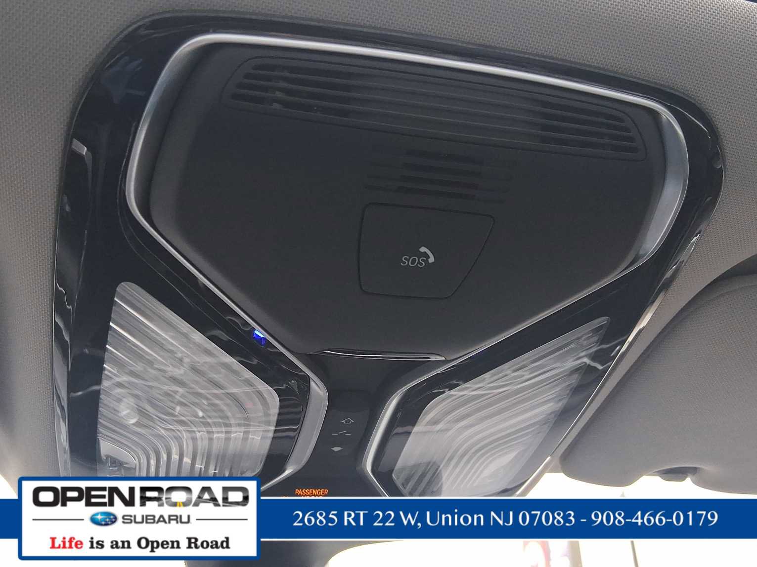 Used 2018 BMW 740i xDrive image 25