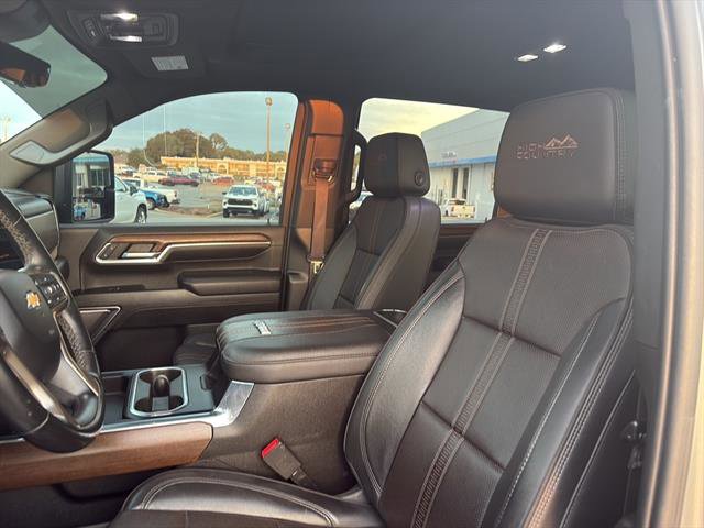 Certified 2024 Chevrolet Silverado 3500 High Country w/ High Country Premium Package image 13