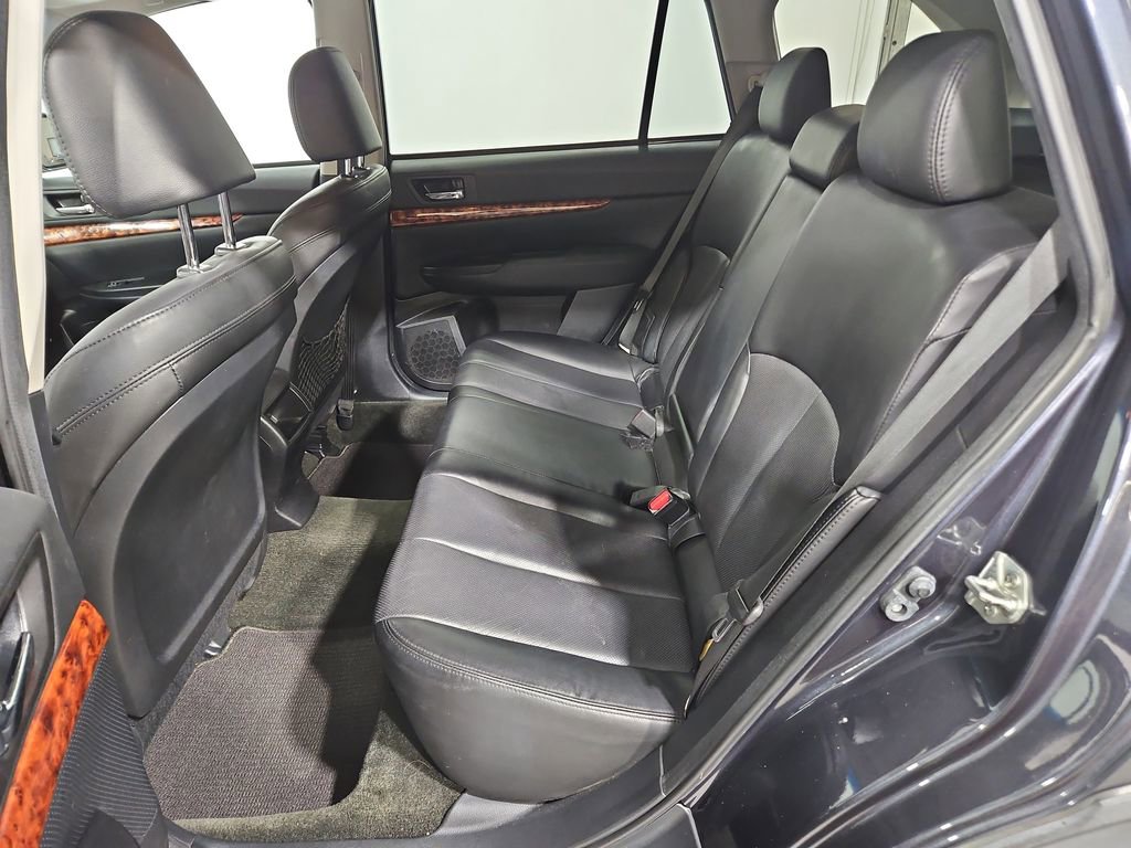 Used 2012 Subaru Outback 3.6R Limited w/ Moonroof Pkg image 25