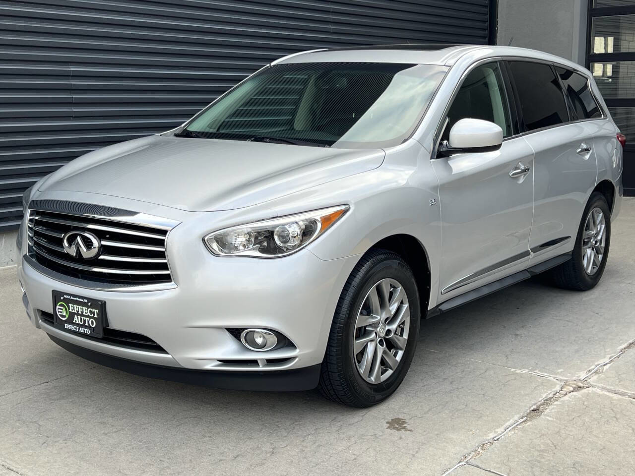 Used 2015 INFINITI QX60 AWD w/ Premium Package