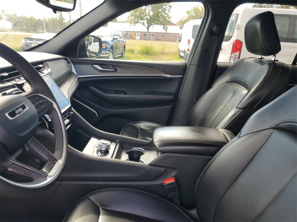 Used 2024 Jeep Grand Cherokee Limited 4xe image 14