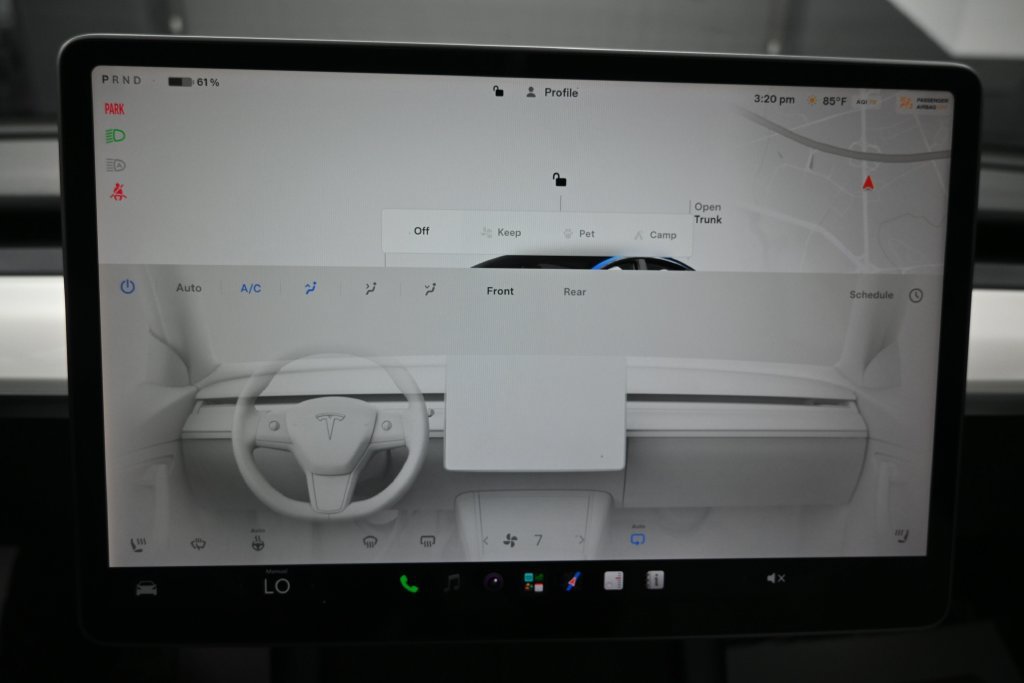Used 2022 Tesla Model 3 Long Range AWD/4WD image 9