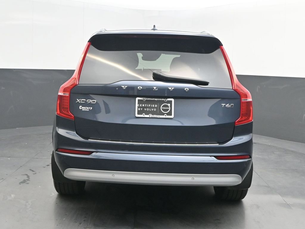 Certified 2022 Volvo XC90 T6 Momentum image 6