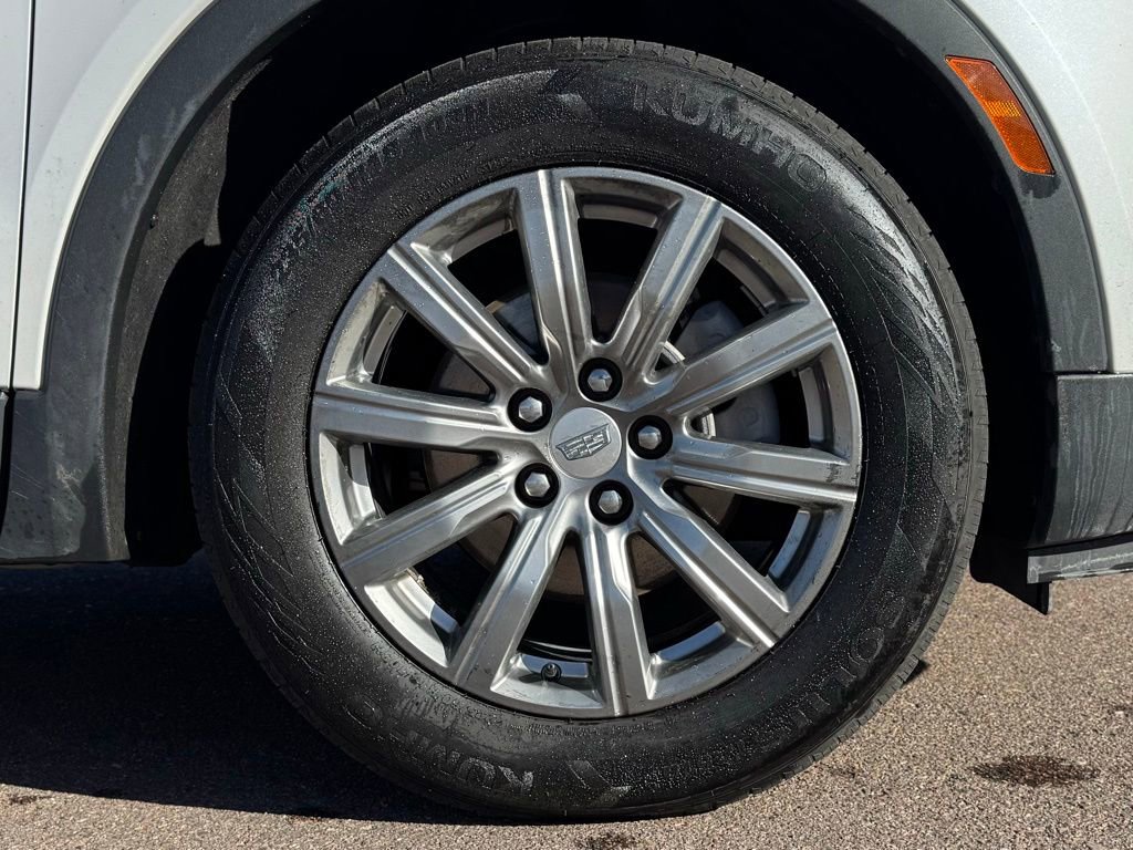 Used 2020 Cadillac XT4 Premium Luxury image 12