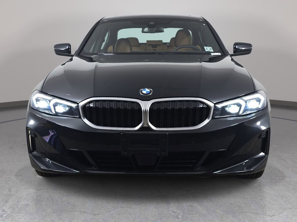 Used 2025 BMW 330i xDrive Sedan w/ Premium Package image 3