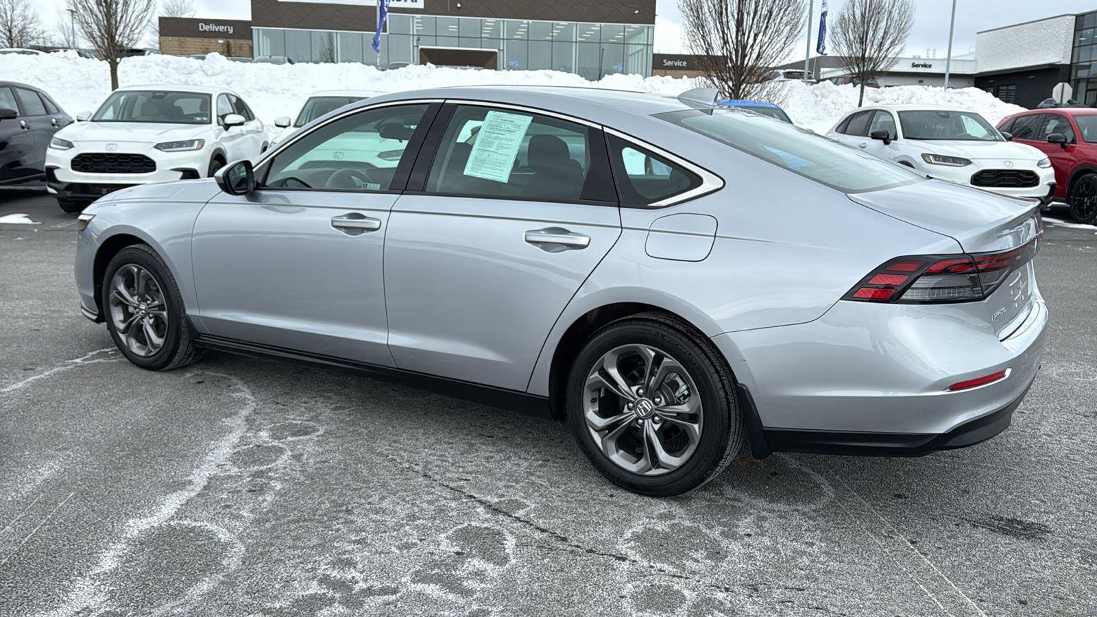 Used 2023 Honda Accord EX image 11