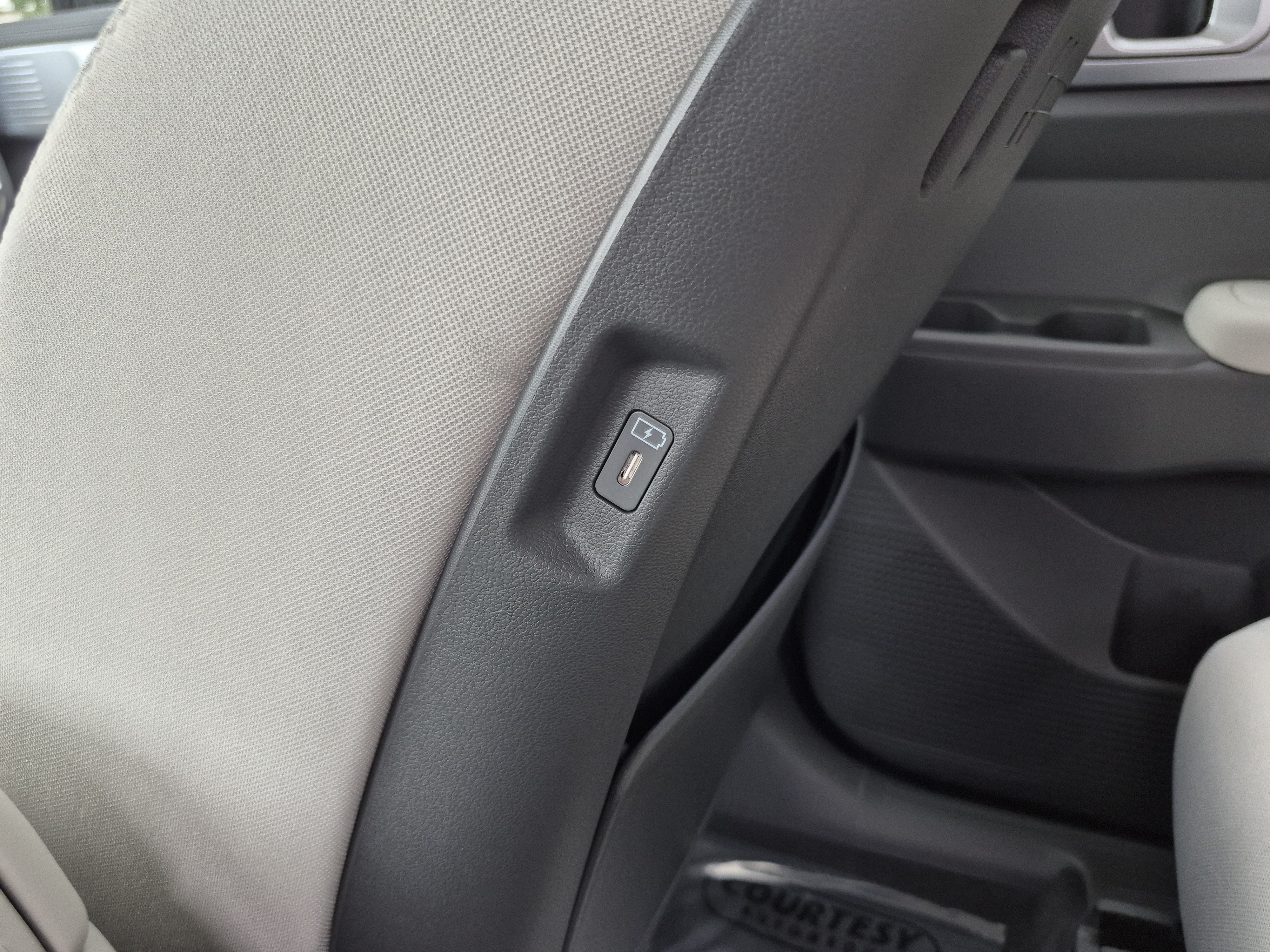 New 2027 Hyundai Santa Fe SE FWD image 19