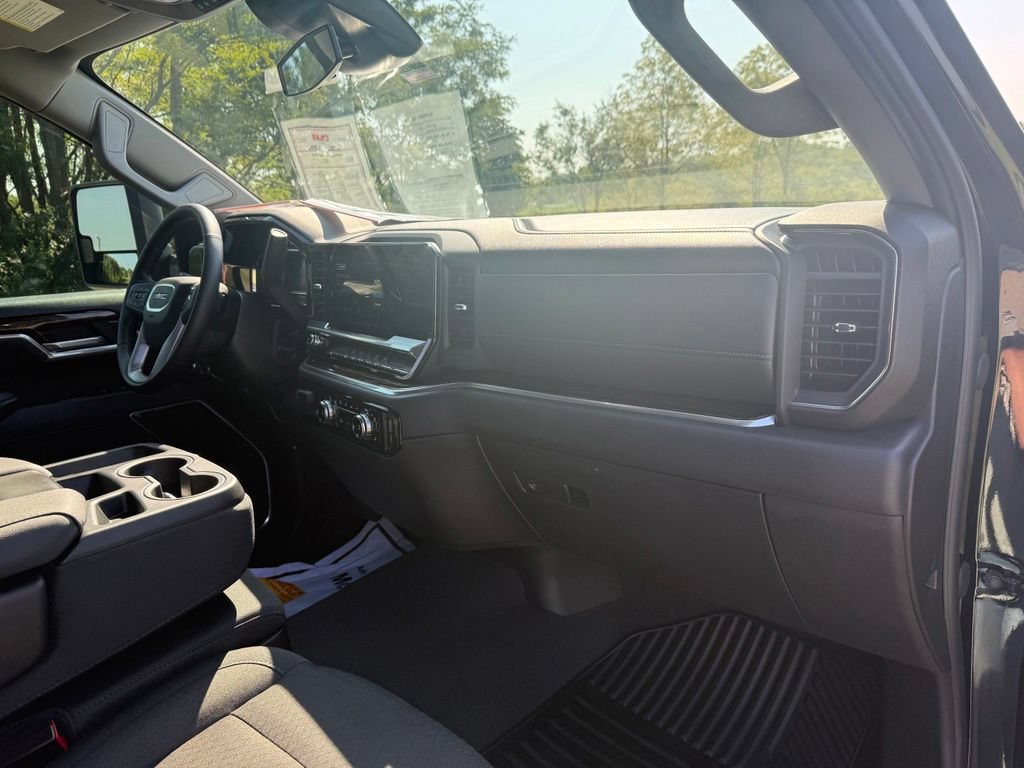 Used 2025 GMC Sierra 2500 SLE w/ SLE Value Package; AWD/4WD image 25
