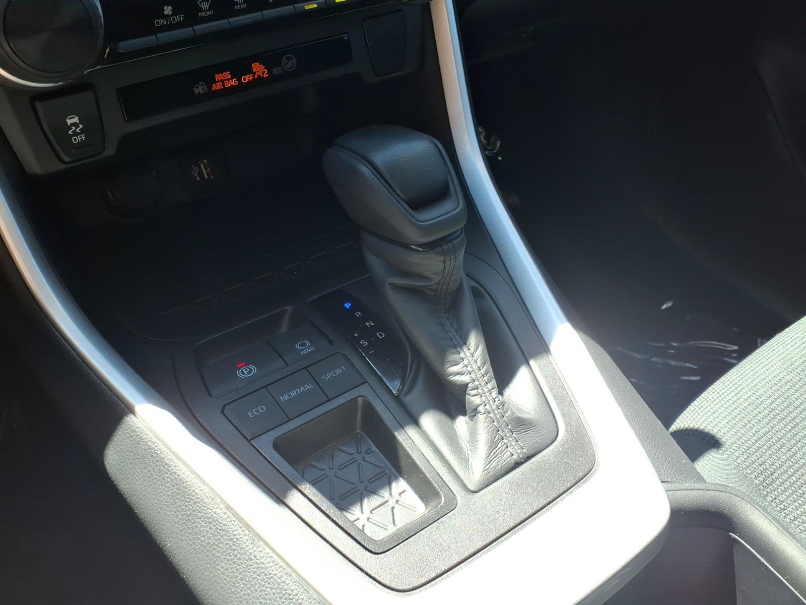 Certified 2023 Toyota RAV4 LE FWD image 17