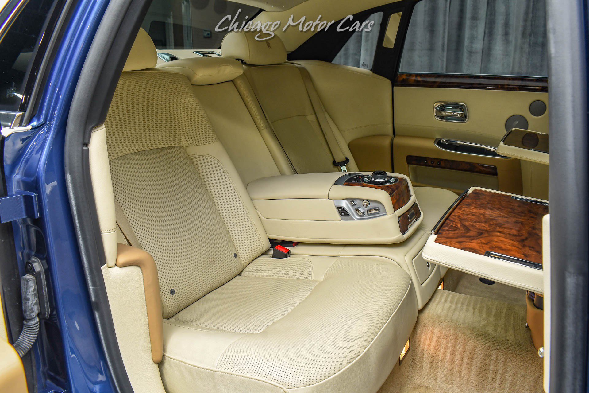 Used 2012 Rolls-Royce Ghost Sedan Panoroof Starlight Headl image 33