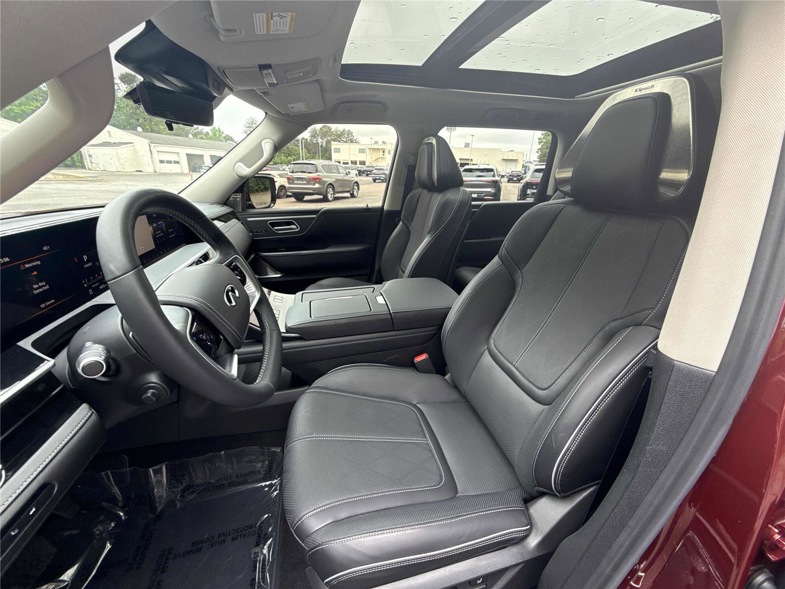 Certified 2025 INFINITI QX80 Sensory AWD/4WD image 11