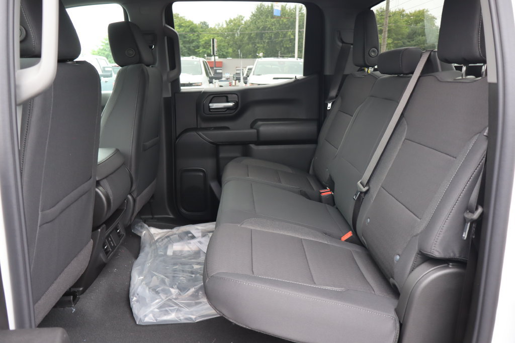 New 2026 Chevrolet Silverado 1500 Custom AWD/4WD image 17