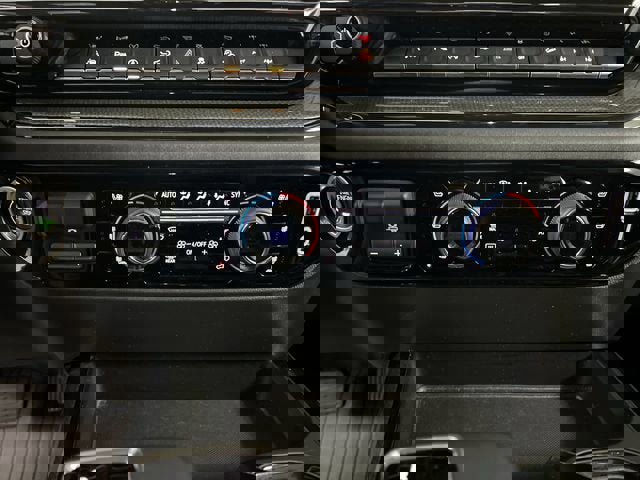 Certified 2025 Chevrolet Silverado 1500 ZR2 w/ ZR2 Bison Edition image 17