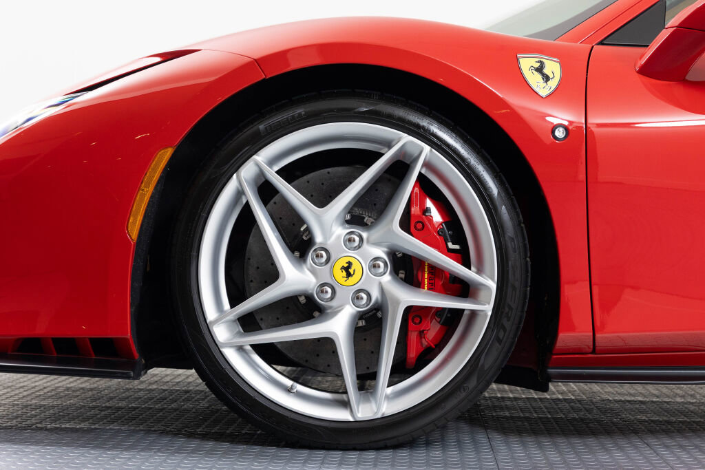 Certified 2020 Ferrari F8 Tributo image 14