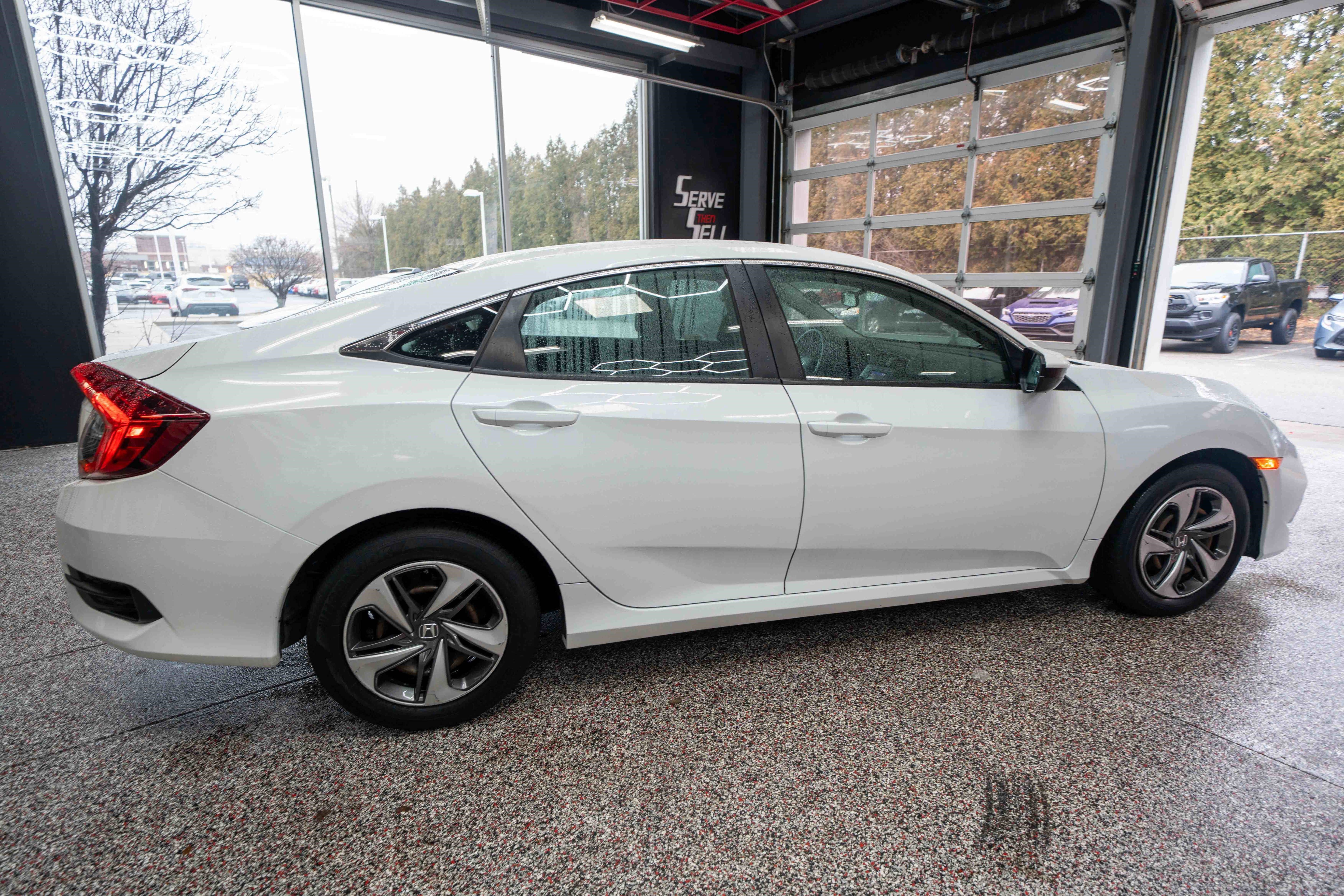 Used 2019 Honda Civic LX image 4