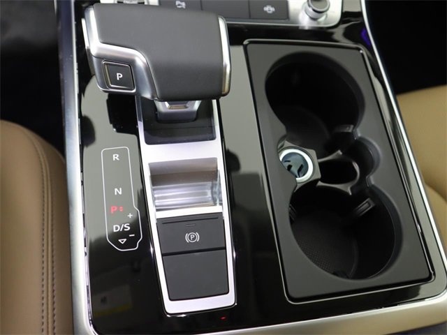 Certified 2025 Audi Q8 Premium Plus image 20