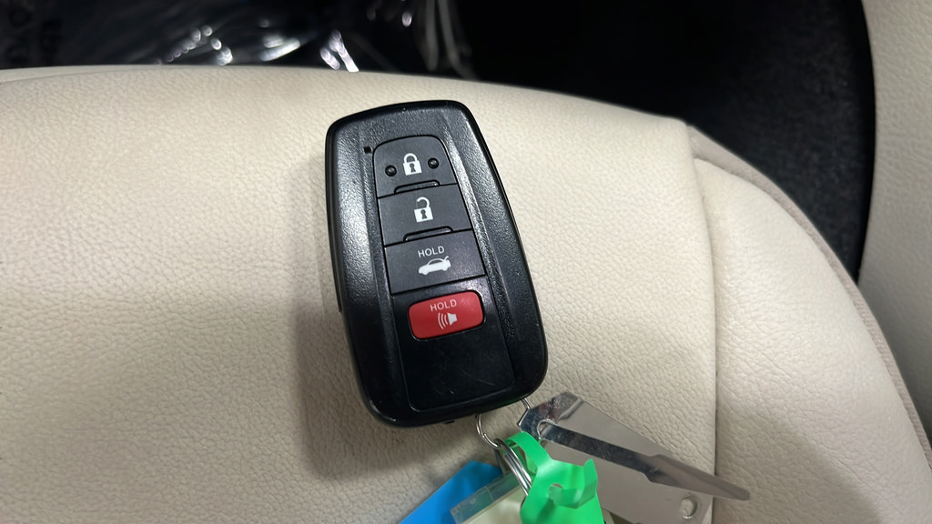 Used 2023 Toyota Camry XLE w/ Cold Weather Package FWD image 20