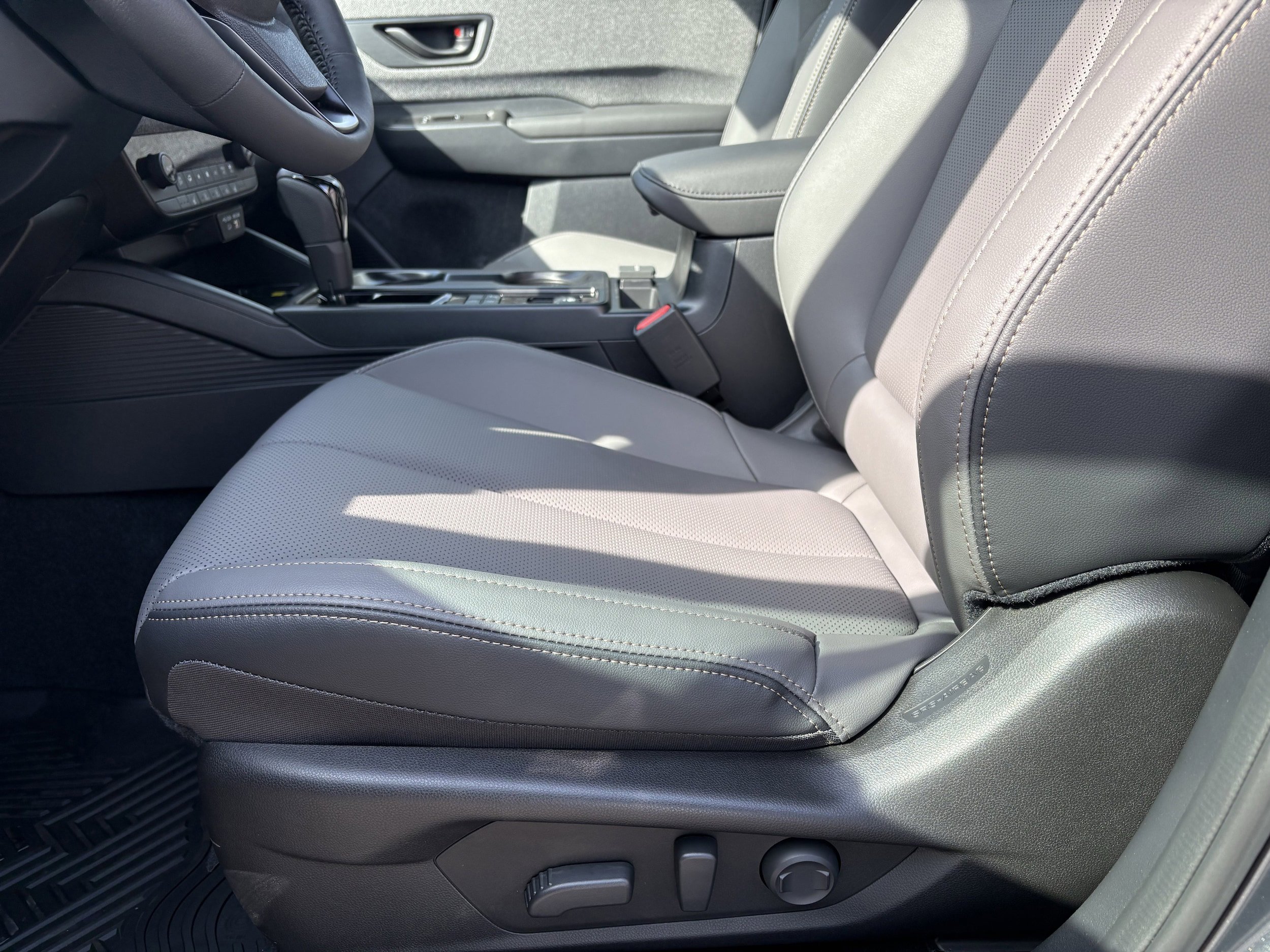 New 2026 Subaru Outback Limited w/ Premium/Limited Package AWD/4WD image 30