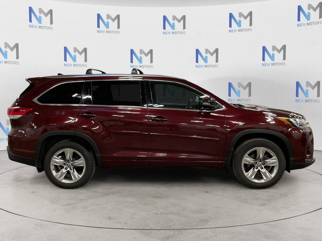 Used 2018 Toyota Highlander Limited w/ Protection Package #3 AWD/4WD image 6