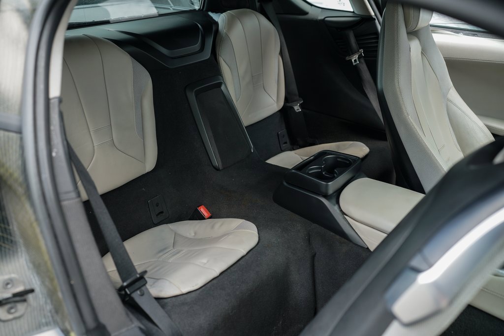 Used 2016 BMW i8 image 24