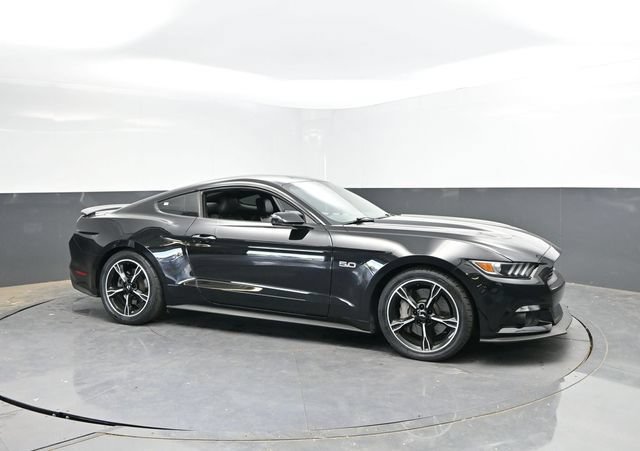 Used 2016 Ford Mustang GT Premium w/ Equipment Group 401A RWD image 5