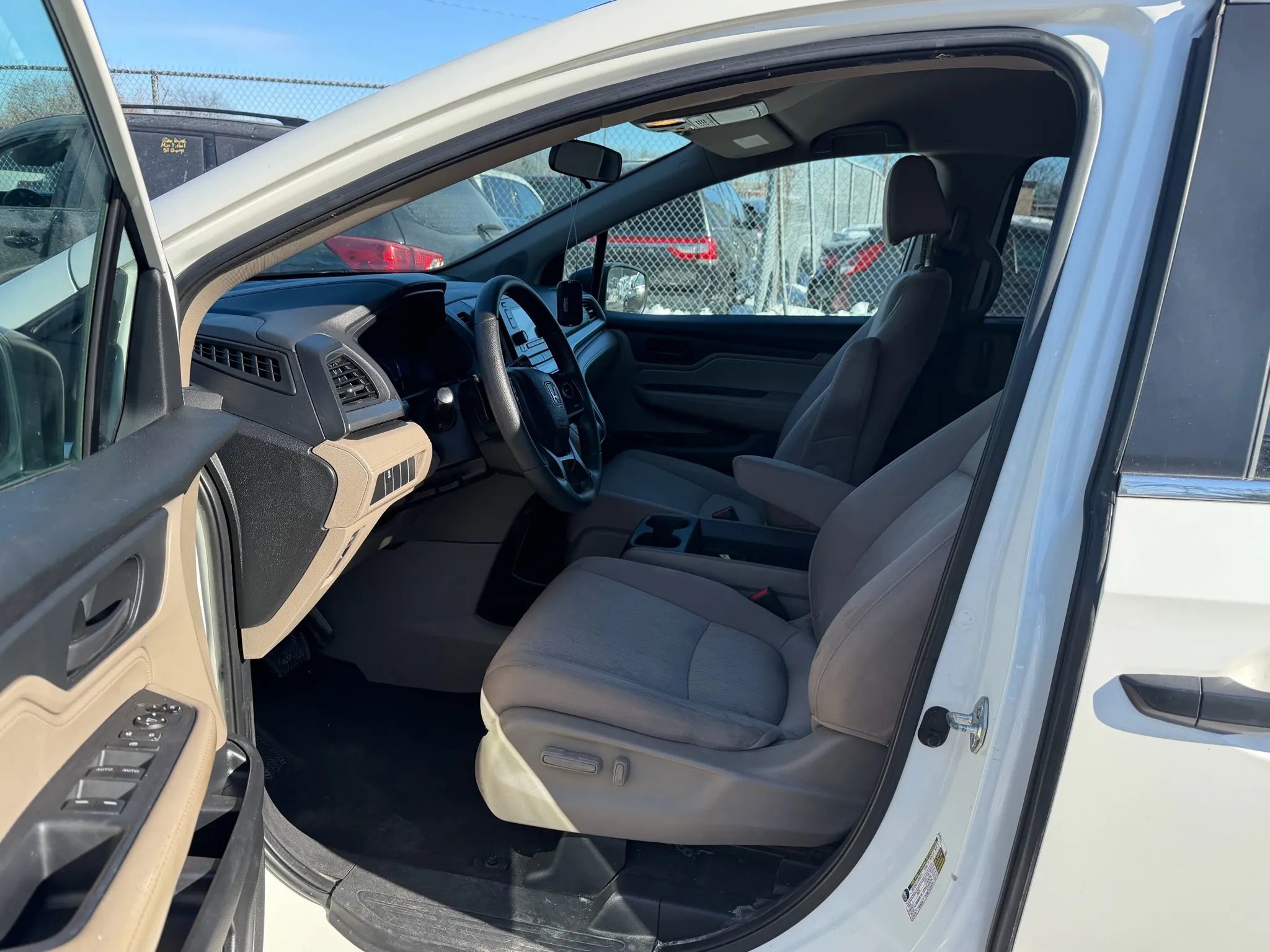 Used 2019 Honda Odyssey LX image 10
