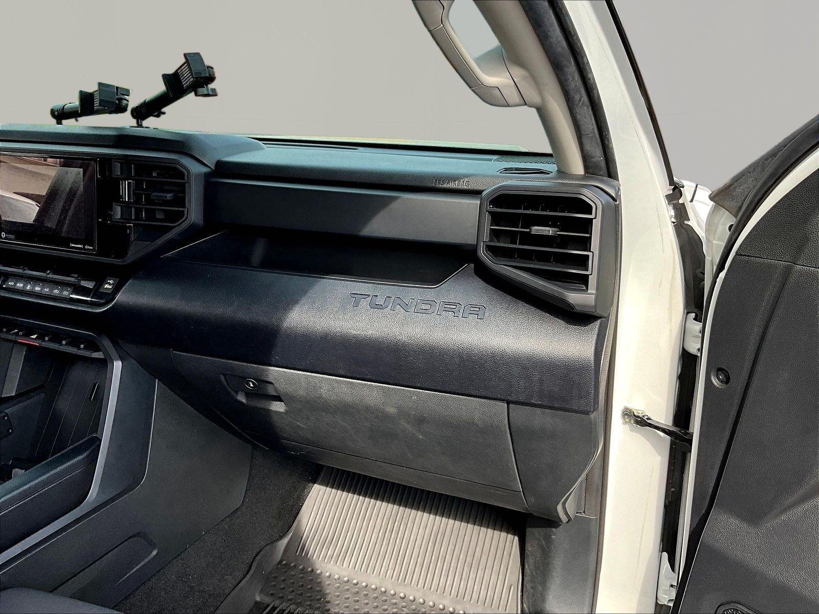 Used 2023 Toyota Tundra SR AWD/4WD image 27